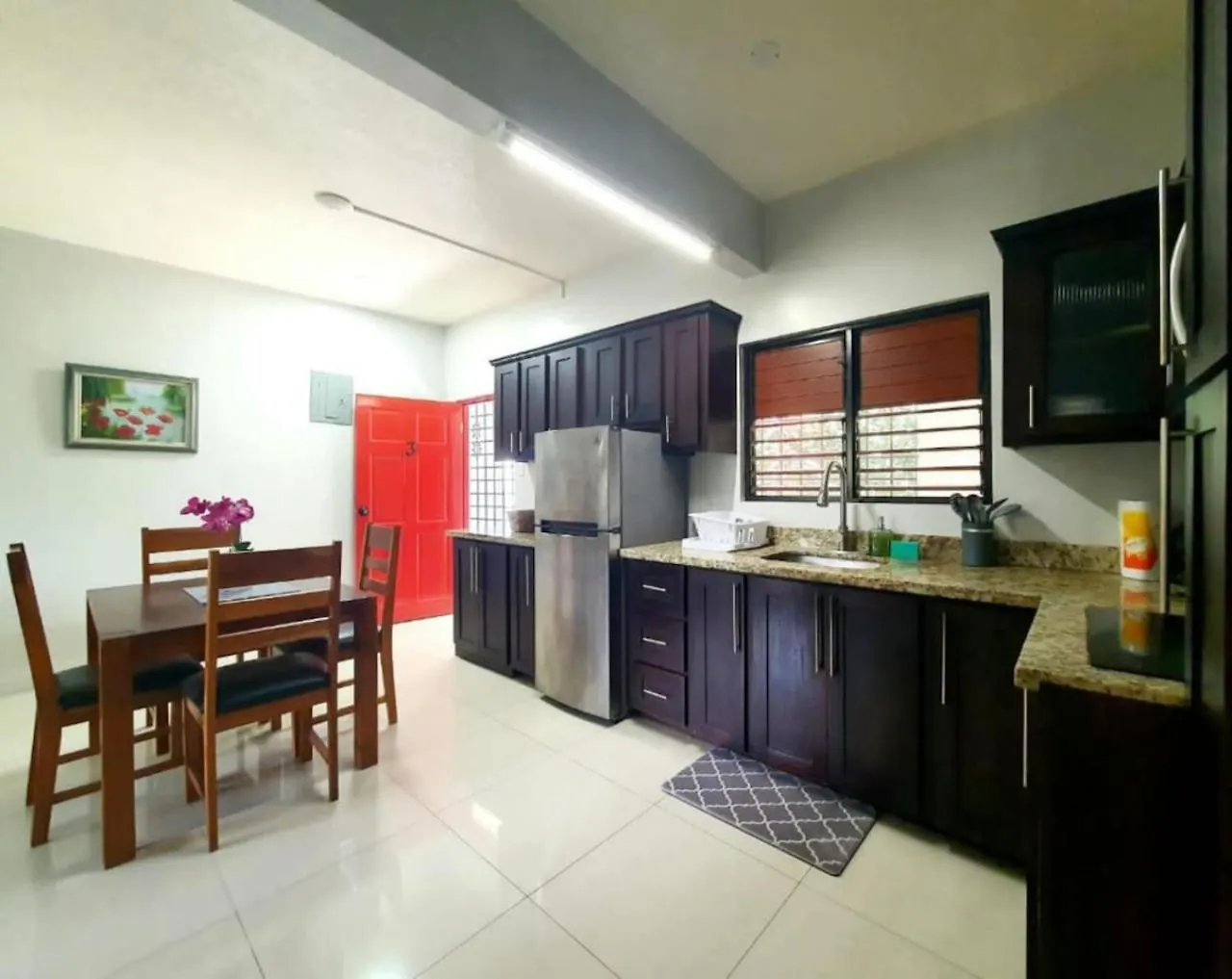 Apartment Ctbh At The Red House Daily And Monthly Rentals Kingston